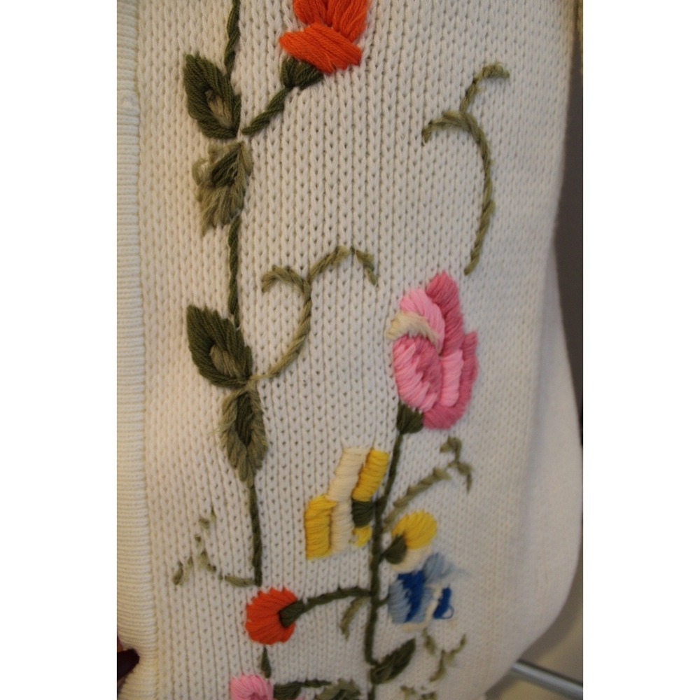 VTG  lrg Phoenix Tokyo long Cardigan cottage core grandma core knit‎ - Picture 8 of 11